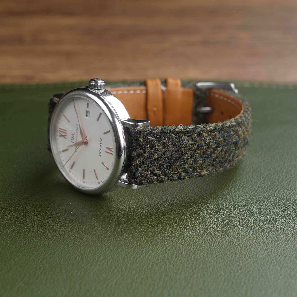 【Richer Nap】HARRIS TWEED® Army Green Herringbone Strap