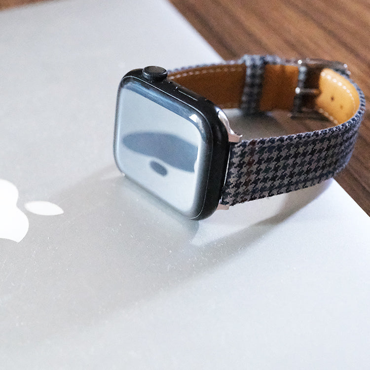 Blue Windsor Houndstooth Apple Strap