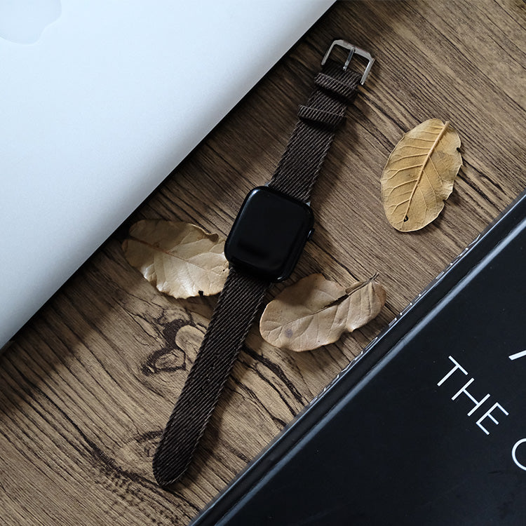 Coffee Country Sharkskin Apple Strap