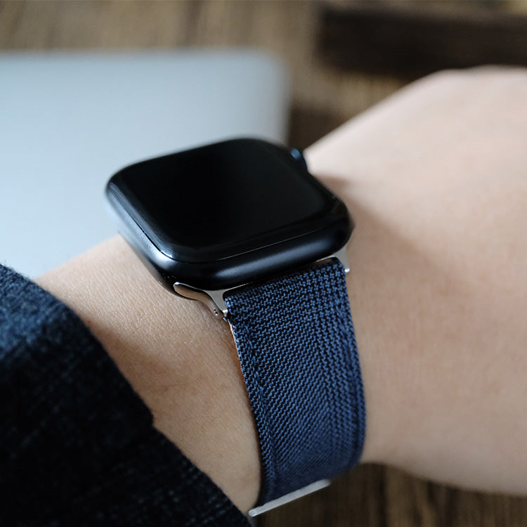 Navy Crown Classic Glen Check Apple Strap