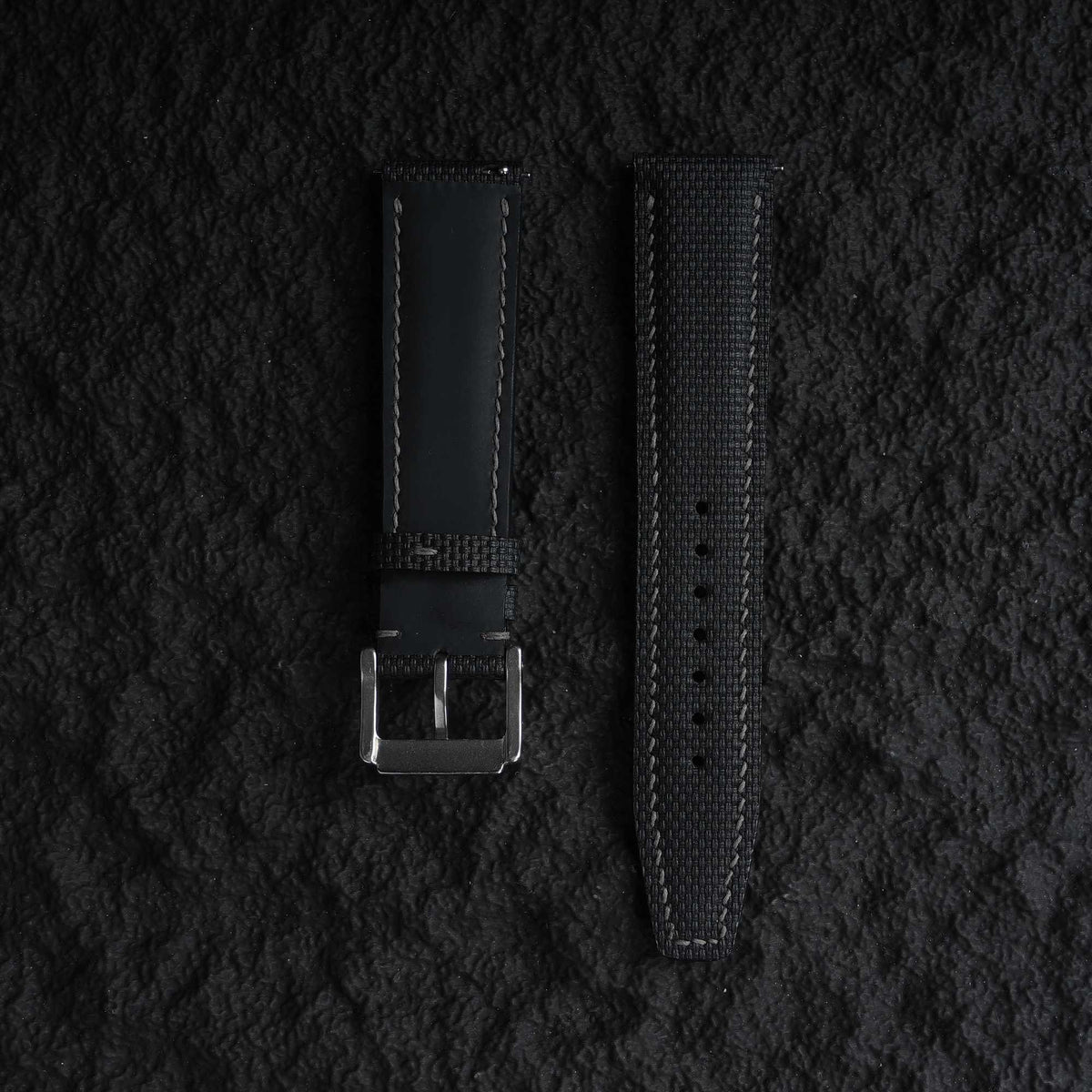 【LT-FKM】Space Black Fluoroelastomer Strap