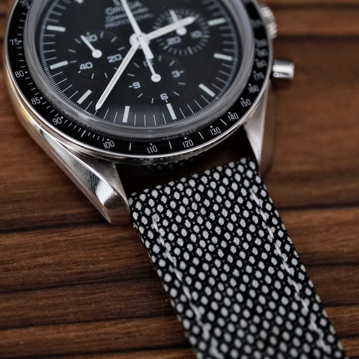 Black & White Cambridge Birdseye Strap