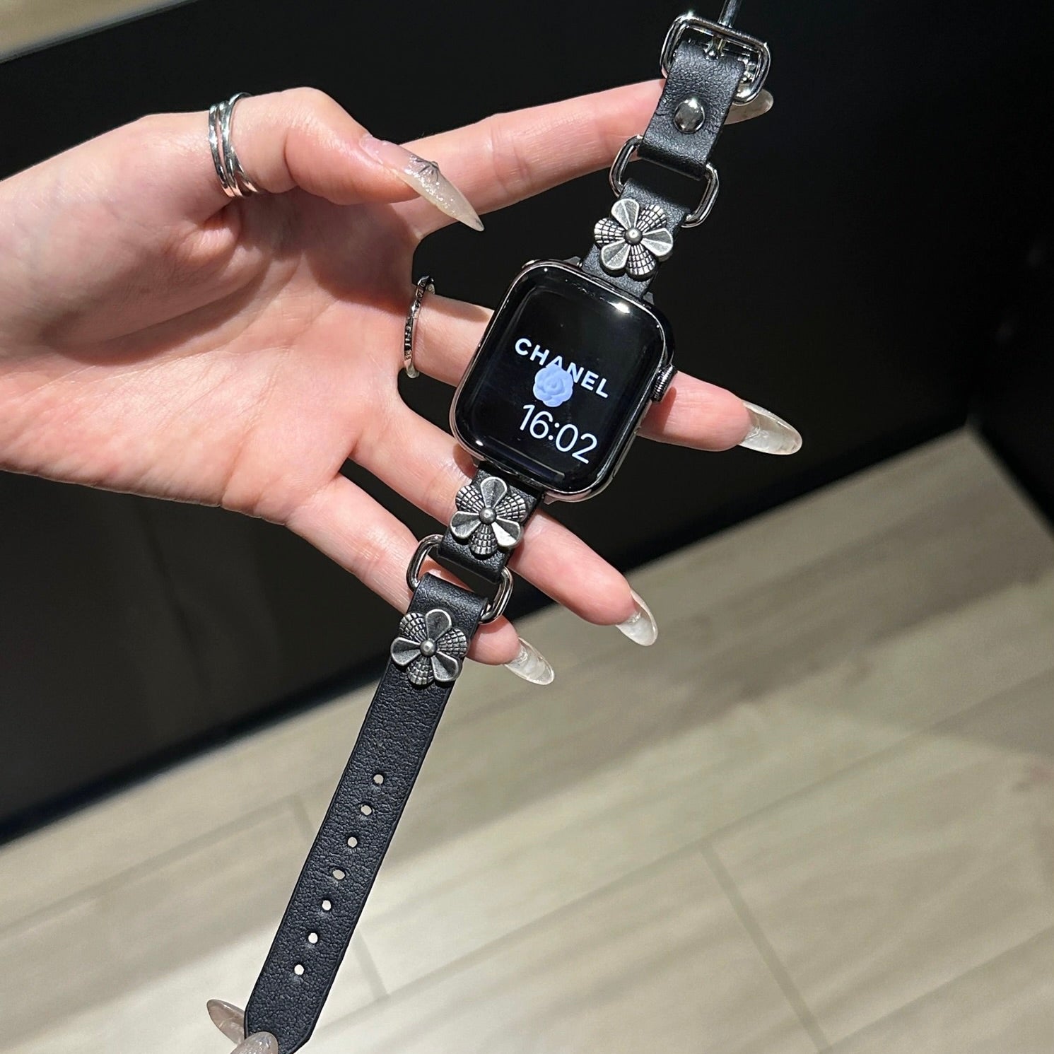 Camellia Metal Slim Leather Apple Watch Strap