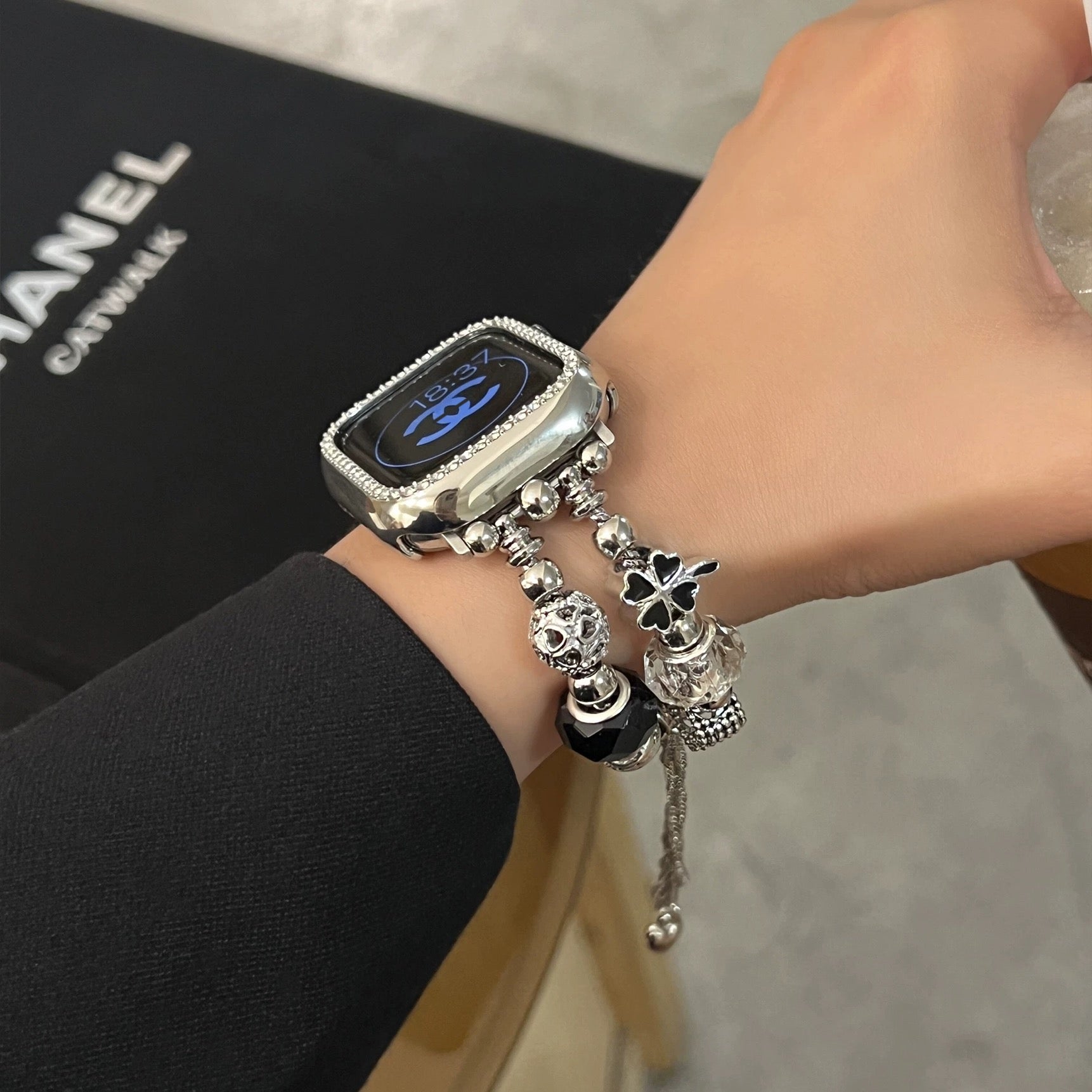 Pandora Pearl-Accented Apple Watch Strap