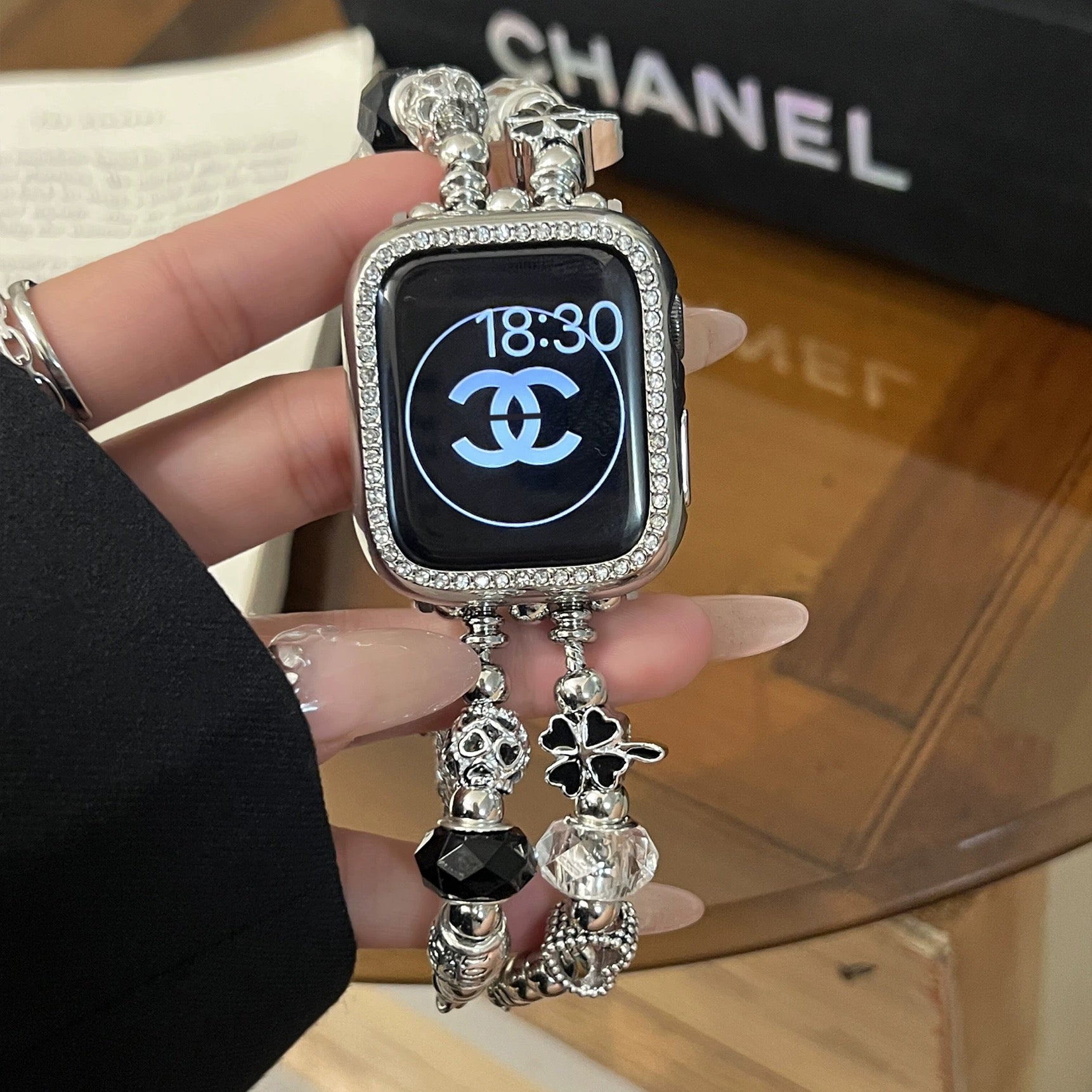 Pandora Pearl-Accented Apple Watch Strap