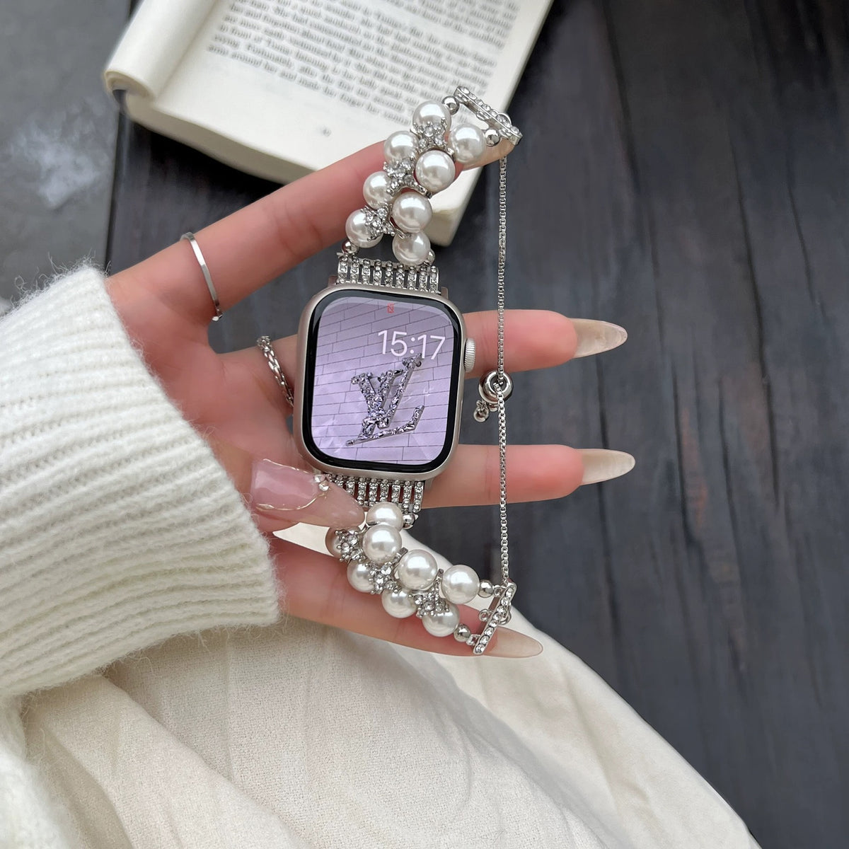High-End Pearl Apple Watch Strap