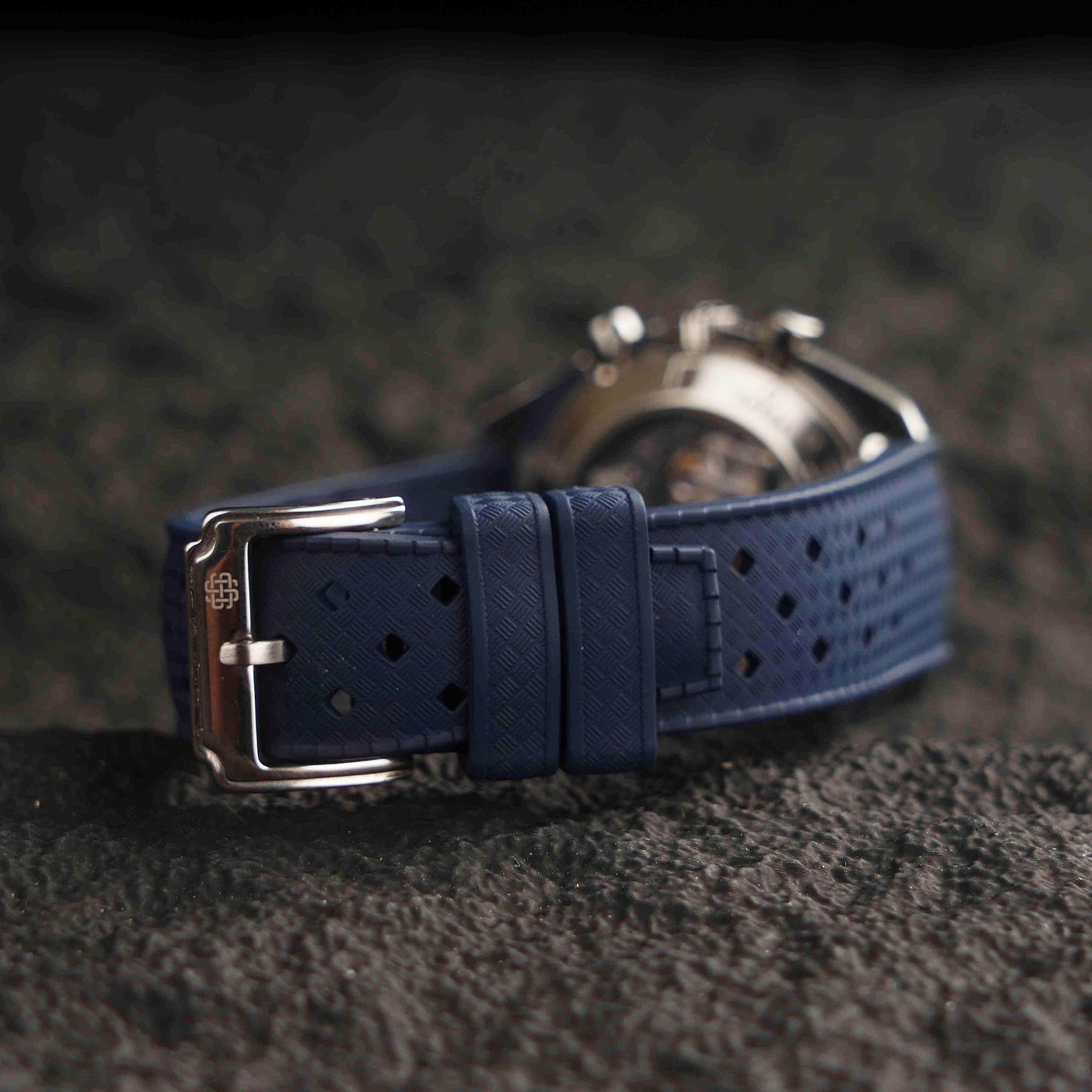 【TROPIC-FKM】Navy DAI-EL™ Airflow Rubber Strap
