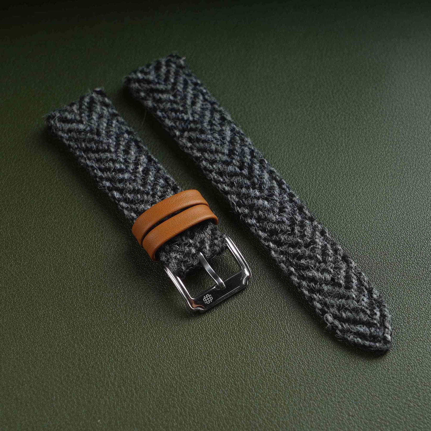 【Richer Nap】HARRIS TWEED® Grey Herringbone Strap