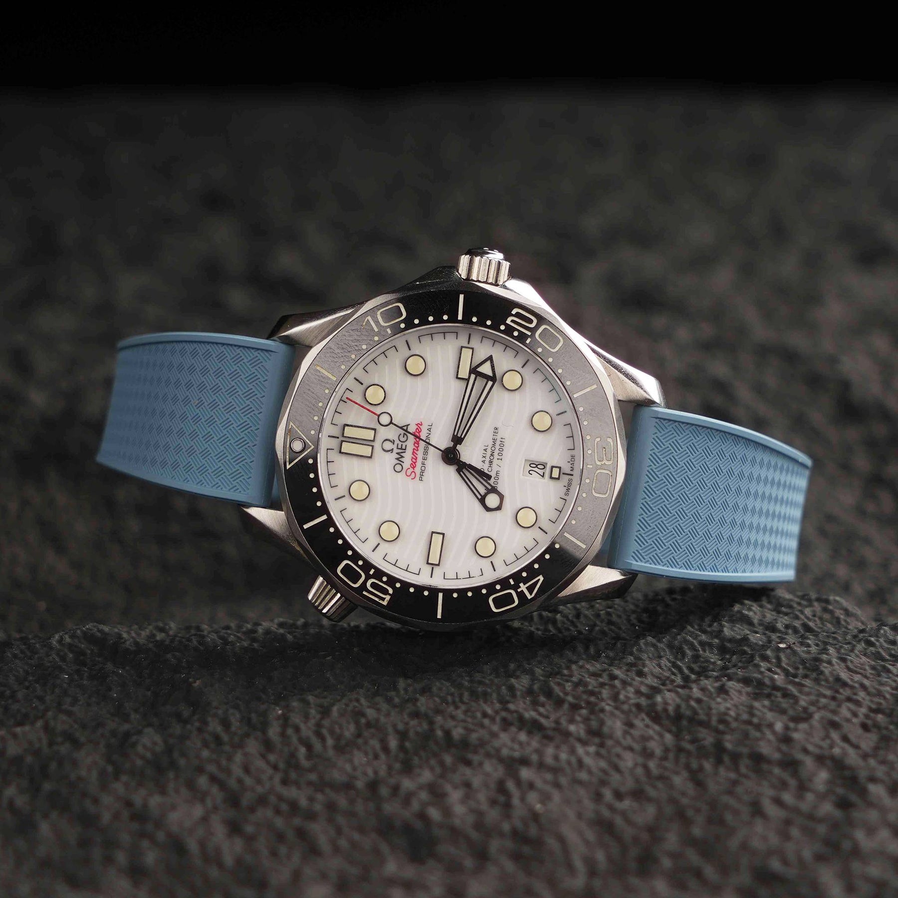 【WAFFLE-FKM】Sky Blue DAI-EL™ Iconic Rubber Strap