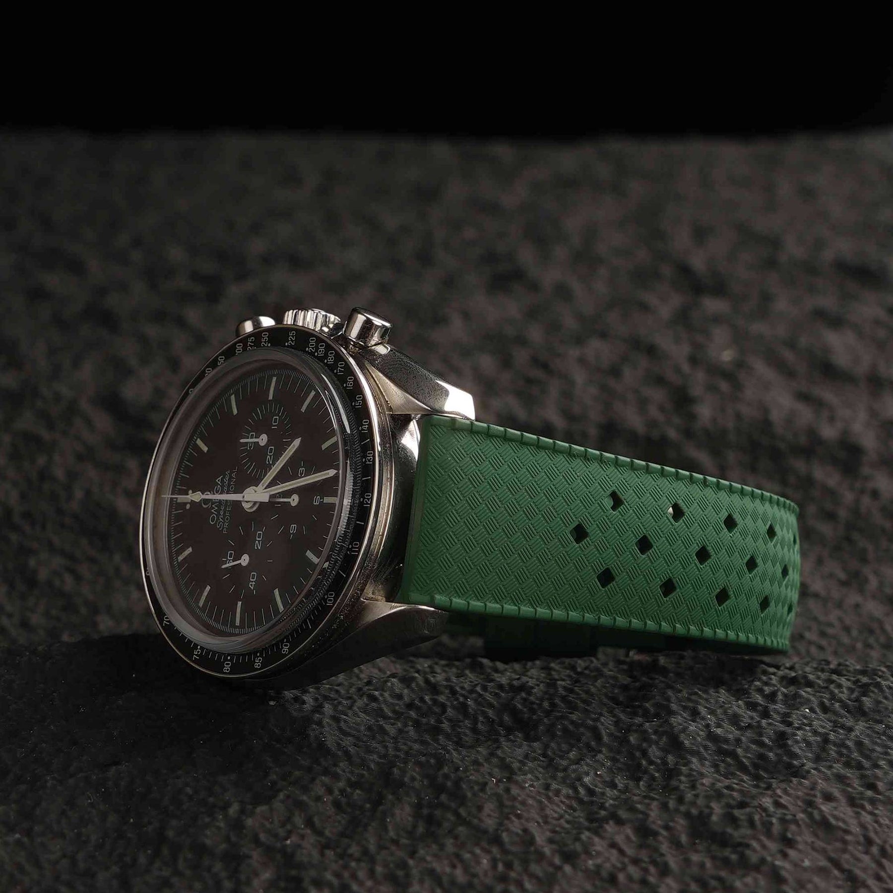 【TROPIC-FKM】Army Green DAI-EL™ Airflow Rubber Strap