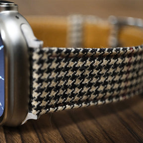 Light Brown & Red Royal VV150 Houndstooth Apple Strap