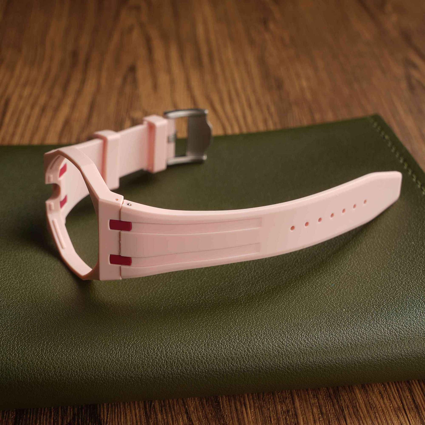 【APxSwatch】Light Pink Royal Pop Strap