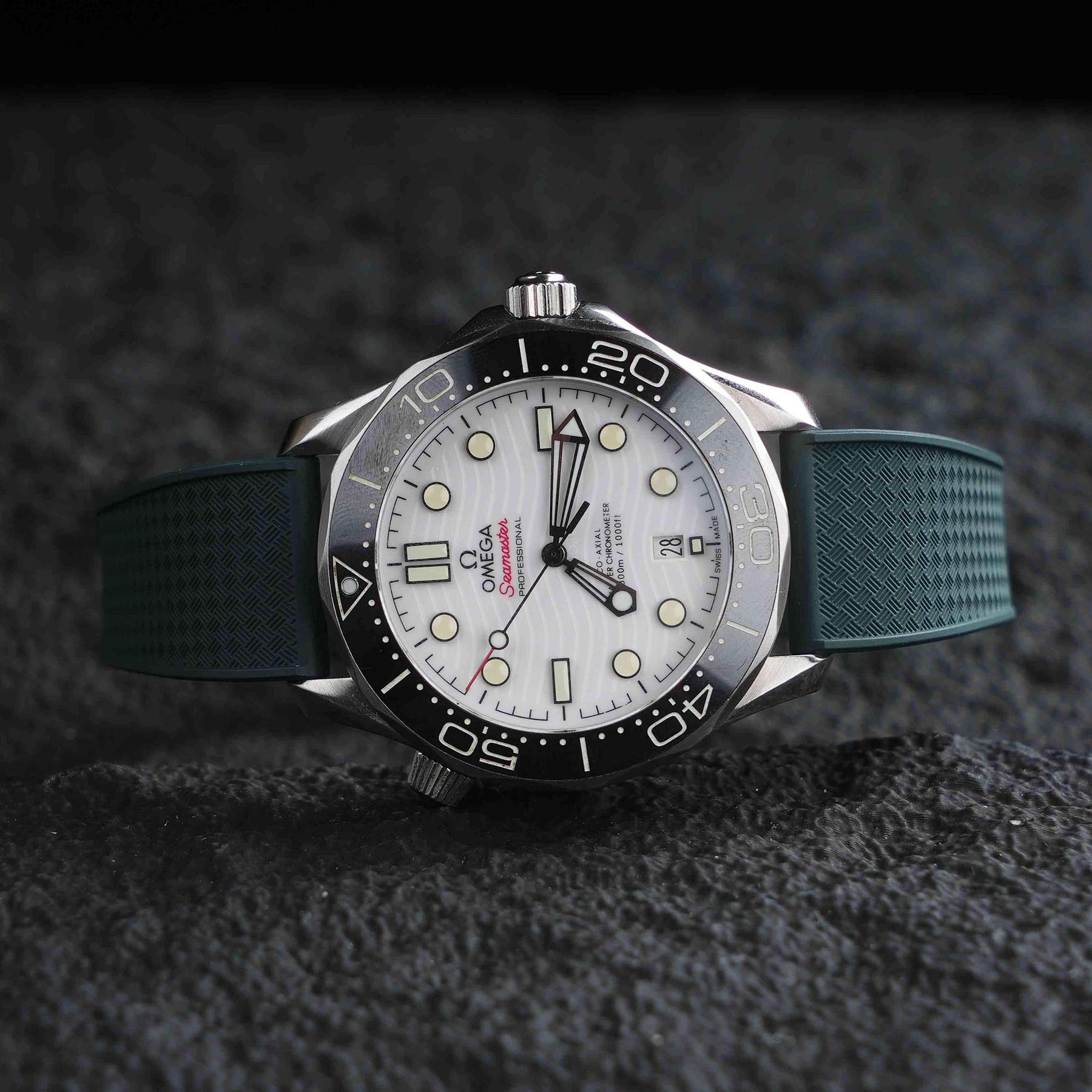 【WAFFLE-FKM】Army Green DAI-EL™ Iconic Rubber Strap