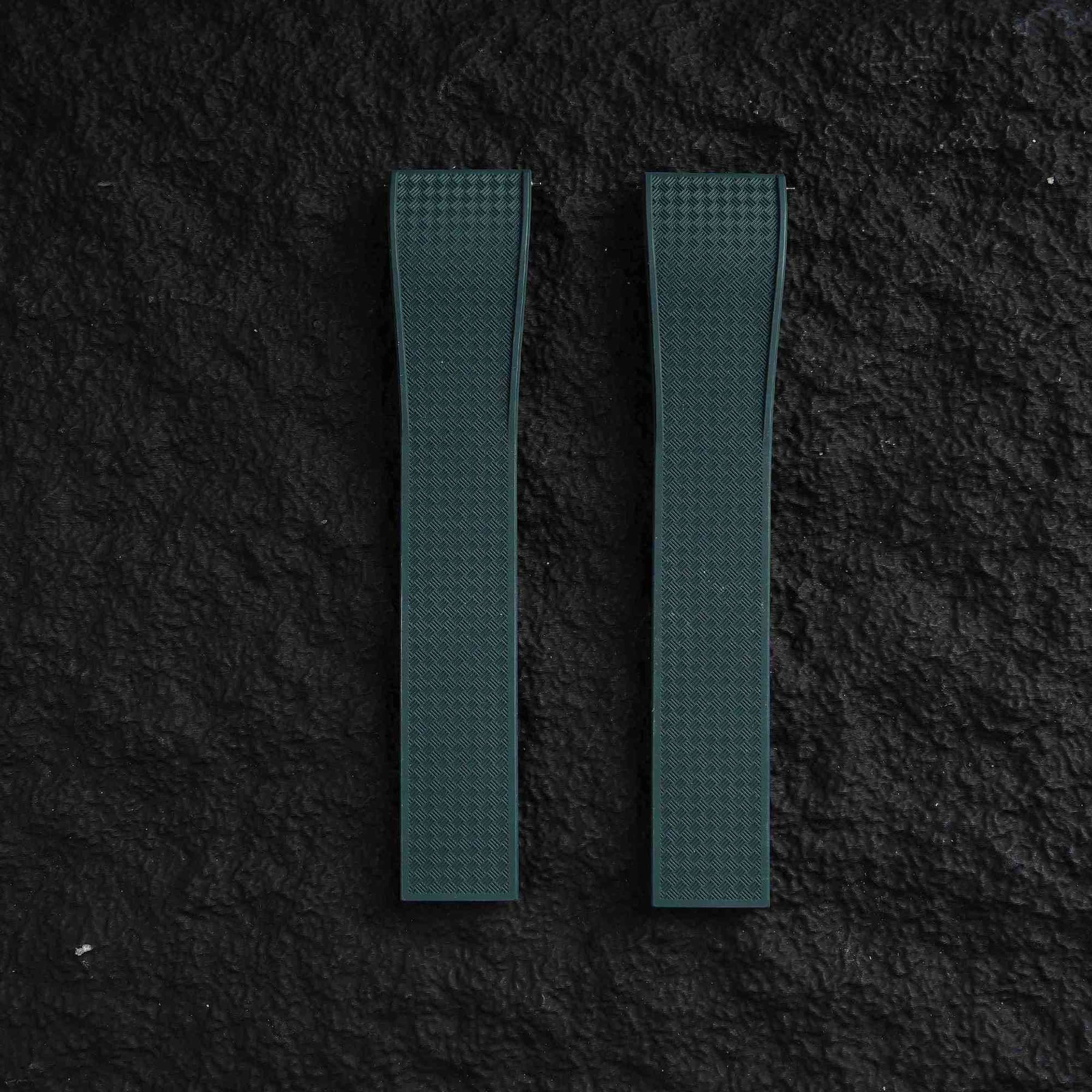 【WAFFLE-FKM】Army Green DAI-EL™ Iconic Rubber Strap