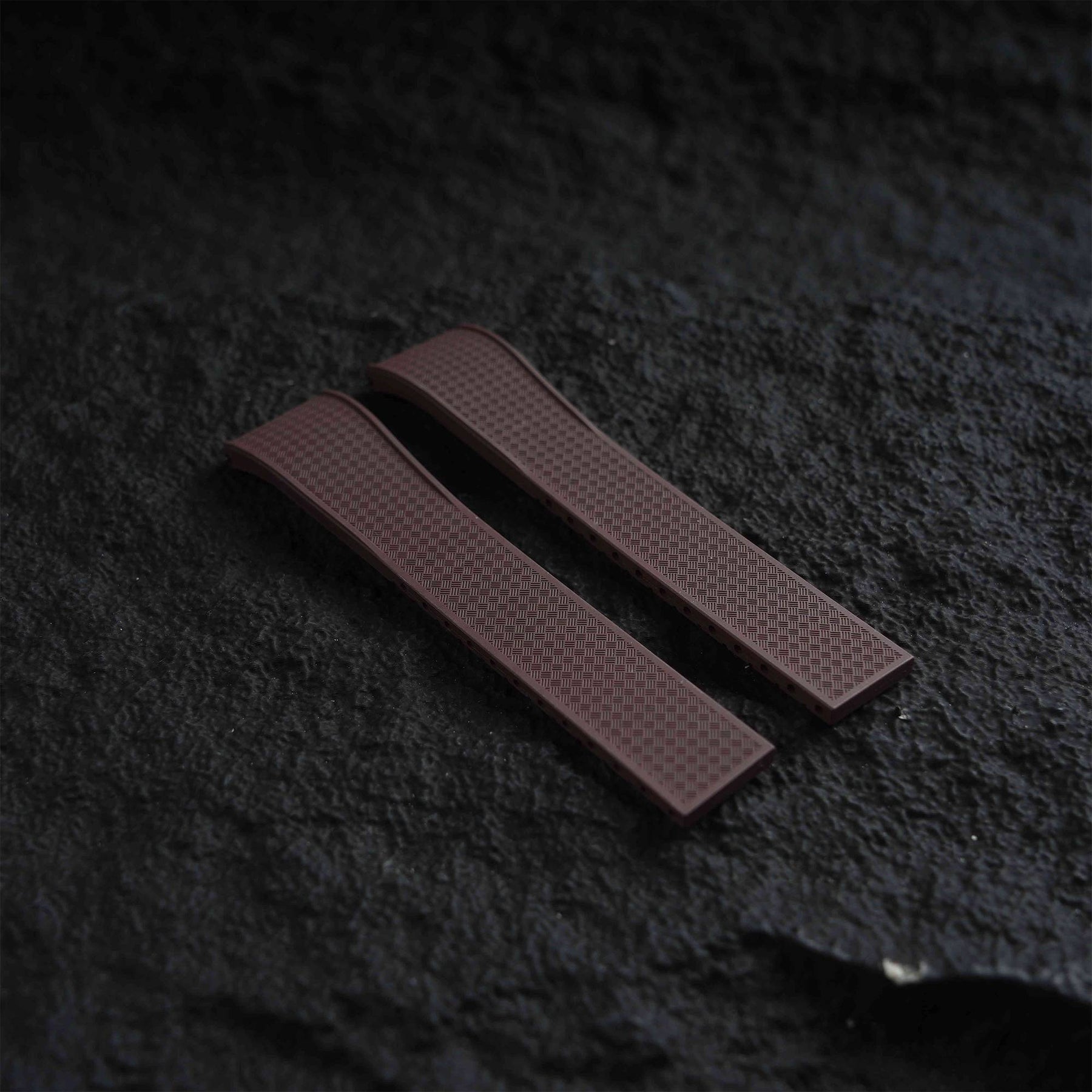 【WAFFLE-FKM】Coffee DAI-EL™ Iconic Rubber Strap