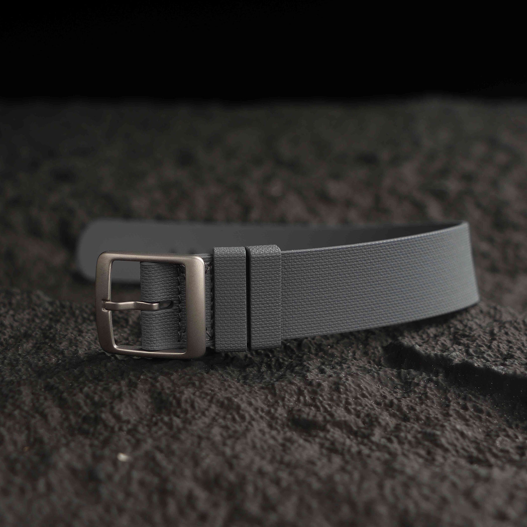 【NATO-FKM】Ceramic Grey DAI-EL™ Textured Rubber Strap