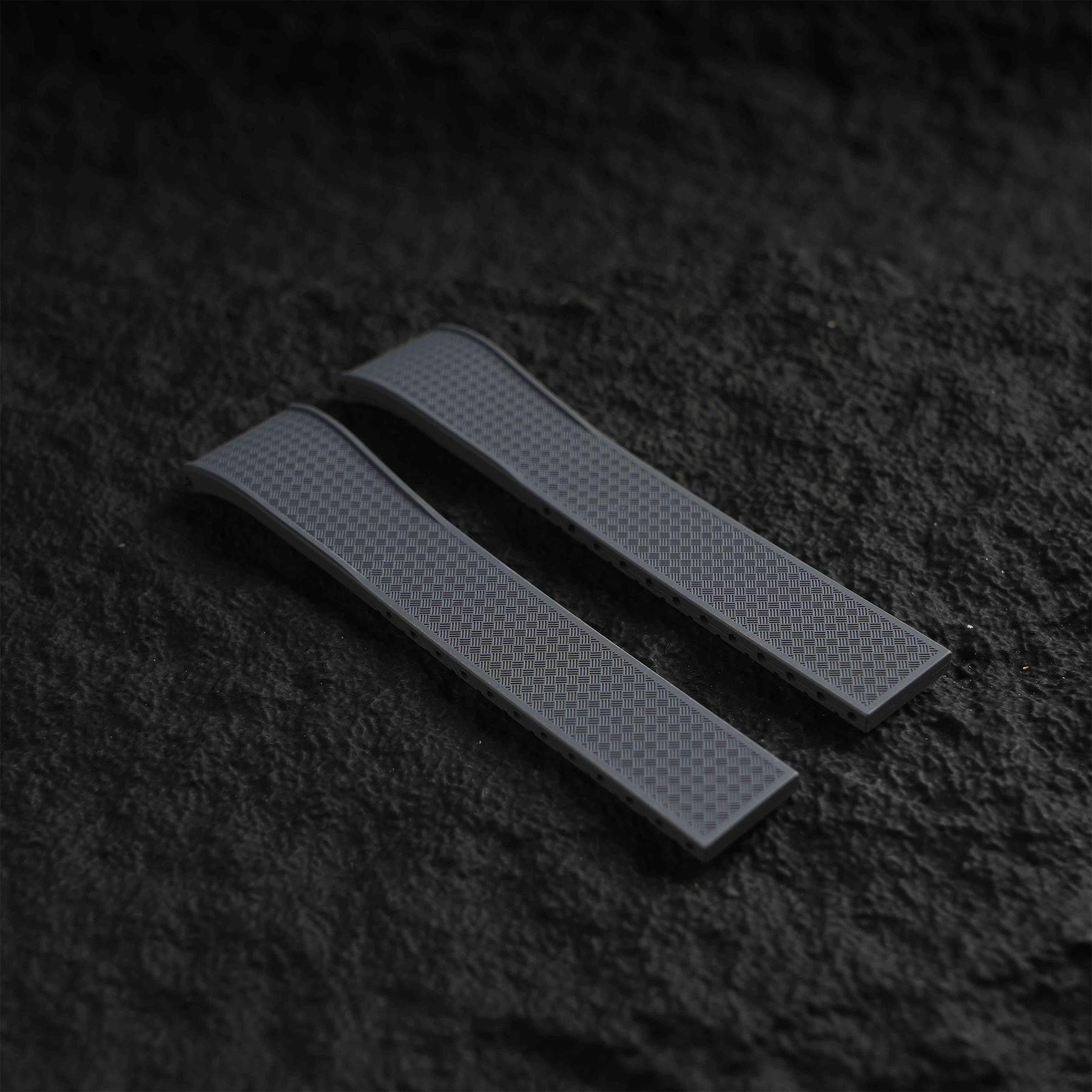 【WAFFLE-FKM】Space Grey DAI-EL™ Iconic Rubber Strap