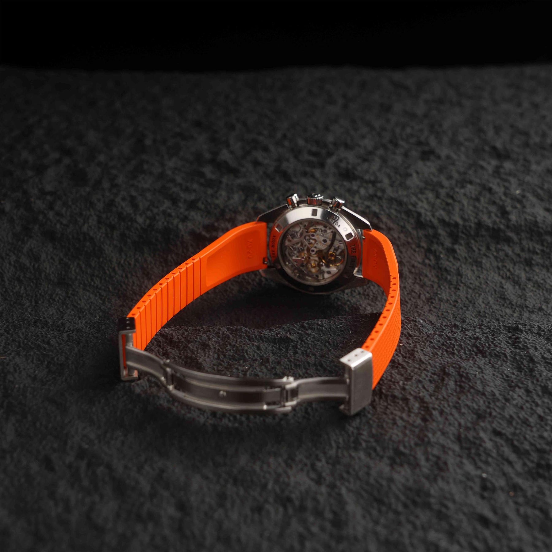 【WAFFLE-FKM】Orange DAI-EL™ CTS Rubber Strap
