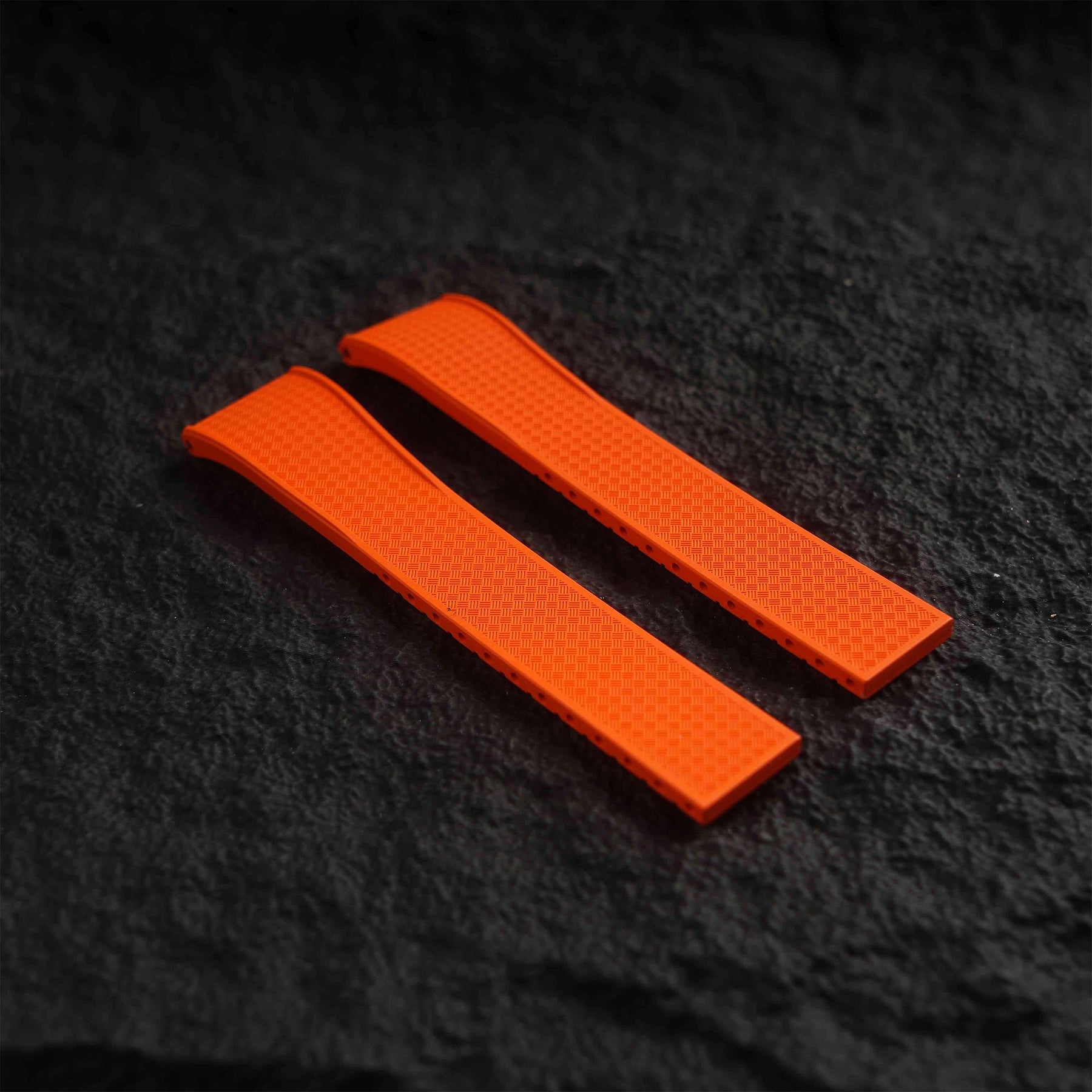 【WAFFLE-FKM】Orange DAI-EL™ CTS Rubber Strap