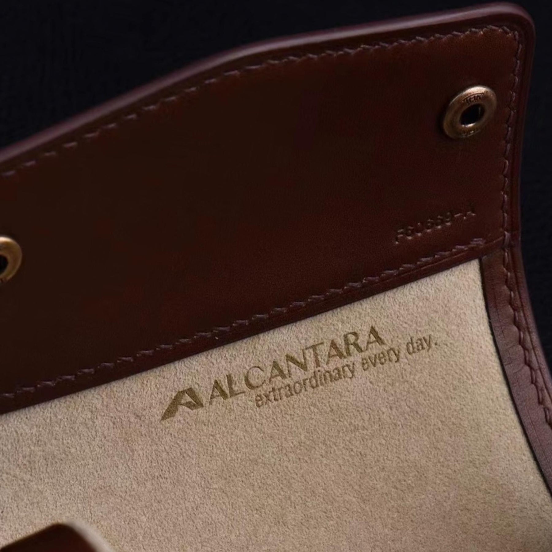 【Hermès】Dark Coffee Watch Bands Storage Box