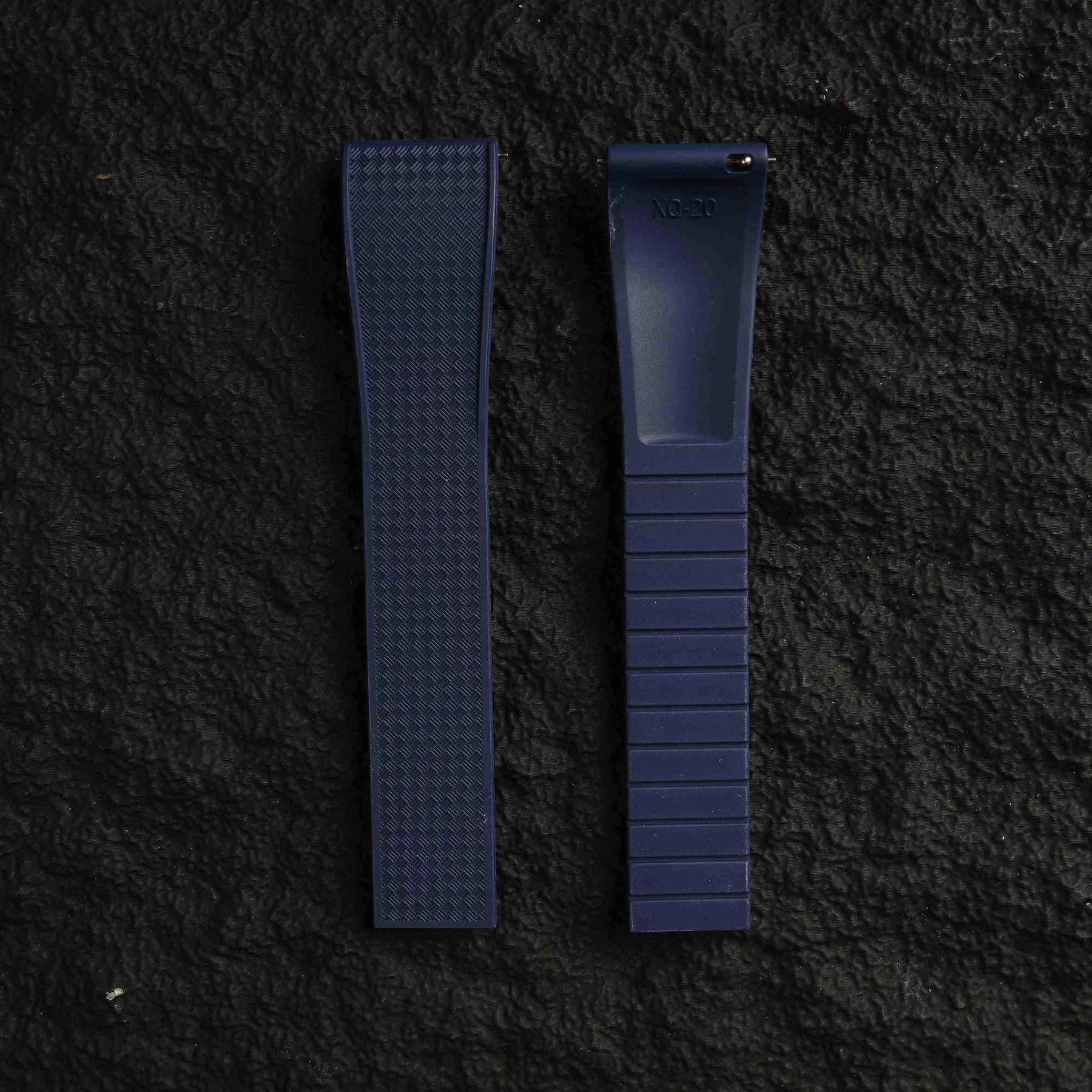 【WAFFLE-FKM】Navy DAI-EL™ Iconic Rubber Strap
