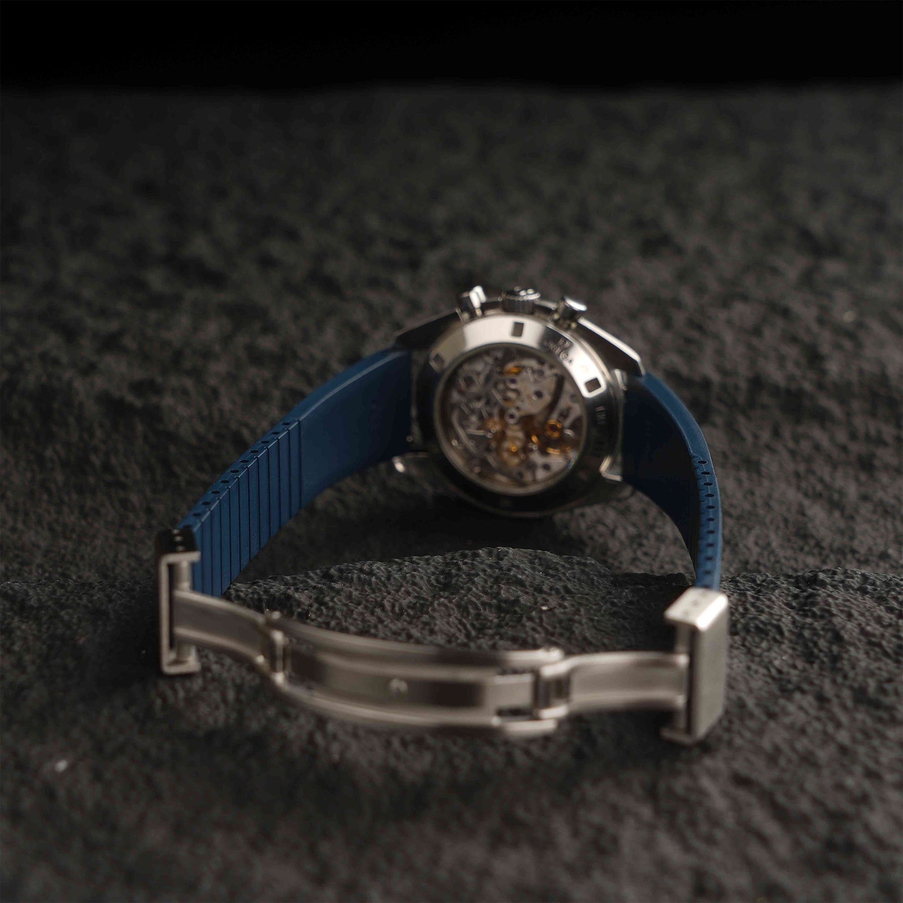 【GRID-FKM】Navy DAI-EL™ Checkered CTS Rubber Strap