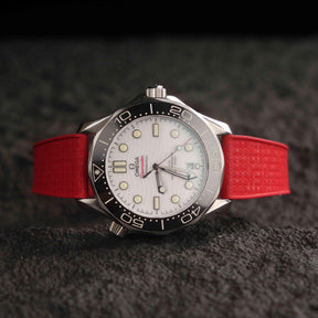 【GRID-FKM】Red DAI-EL™ Checkered CTS Rubber Strap