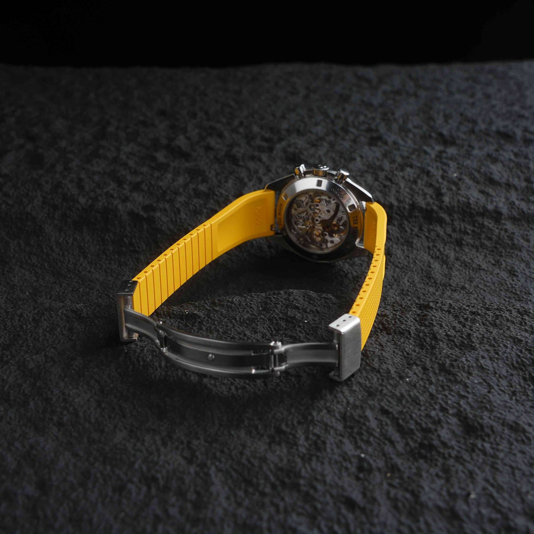 【WAFFLE-FKM】Yellow DAI-EL™ Iconic Rubber Strap