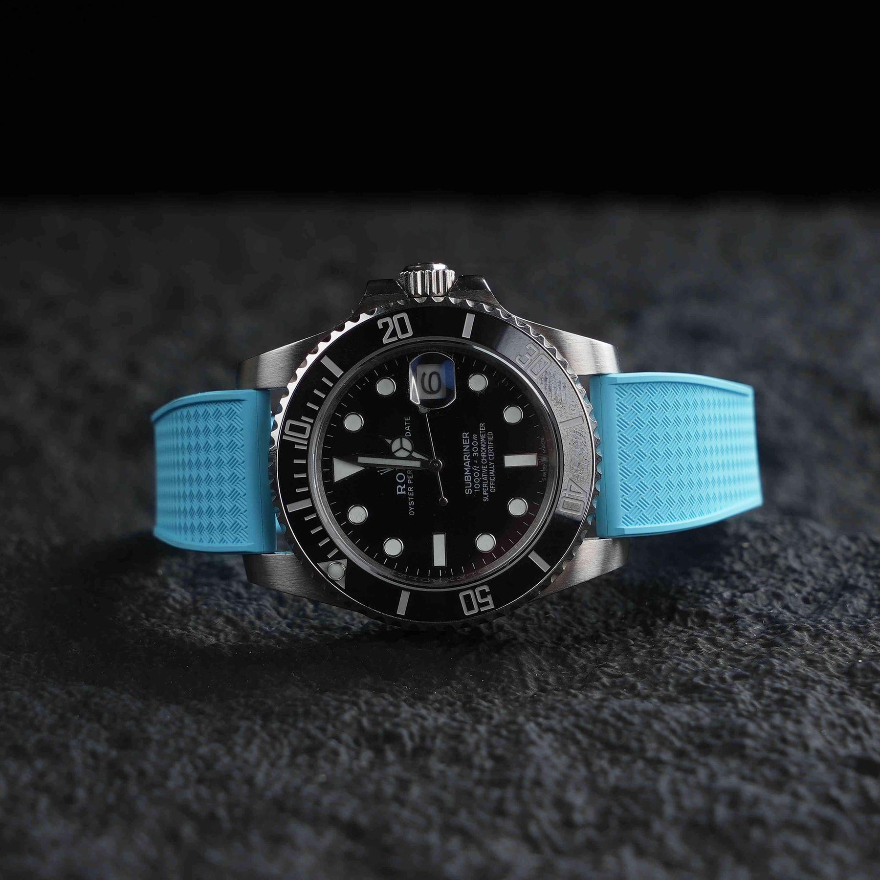 【WAFFLE-FKM】Ice Blue DAI-EL™ Iconic Rubber Strap