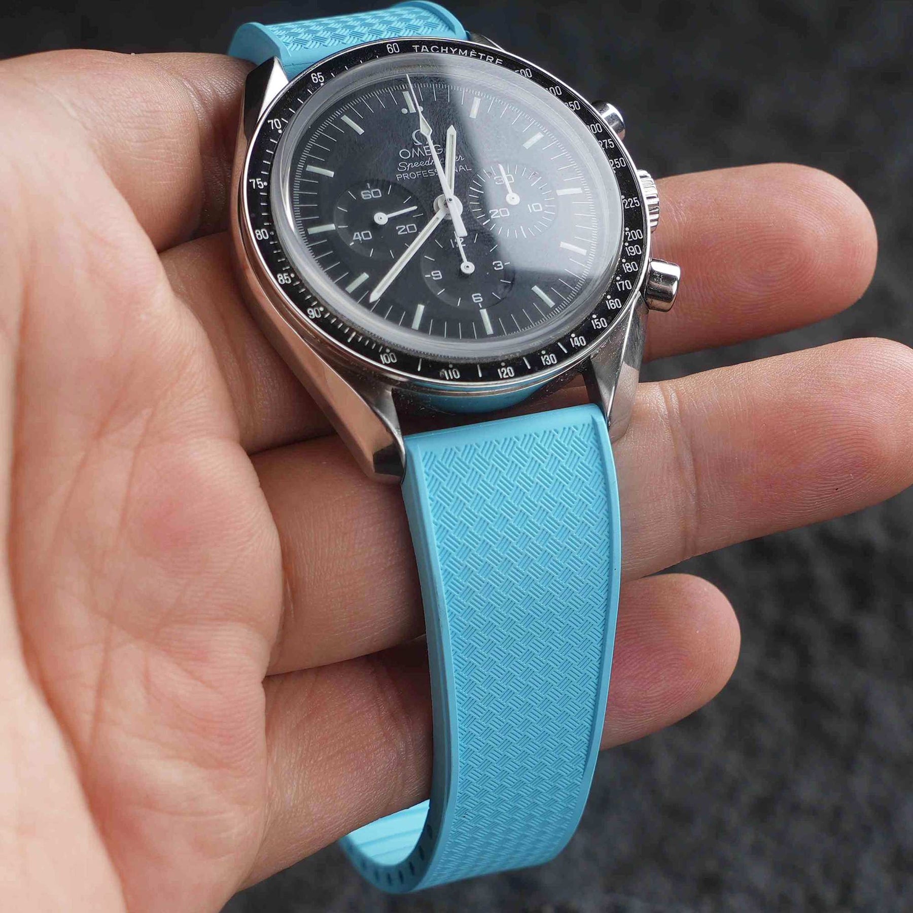 【WAFFLE-FKM】Ice Blue DAI-EL™ Iconic Rubber Strap