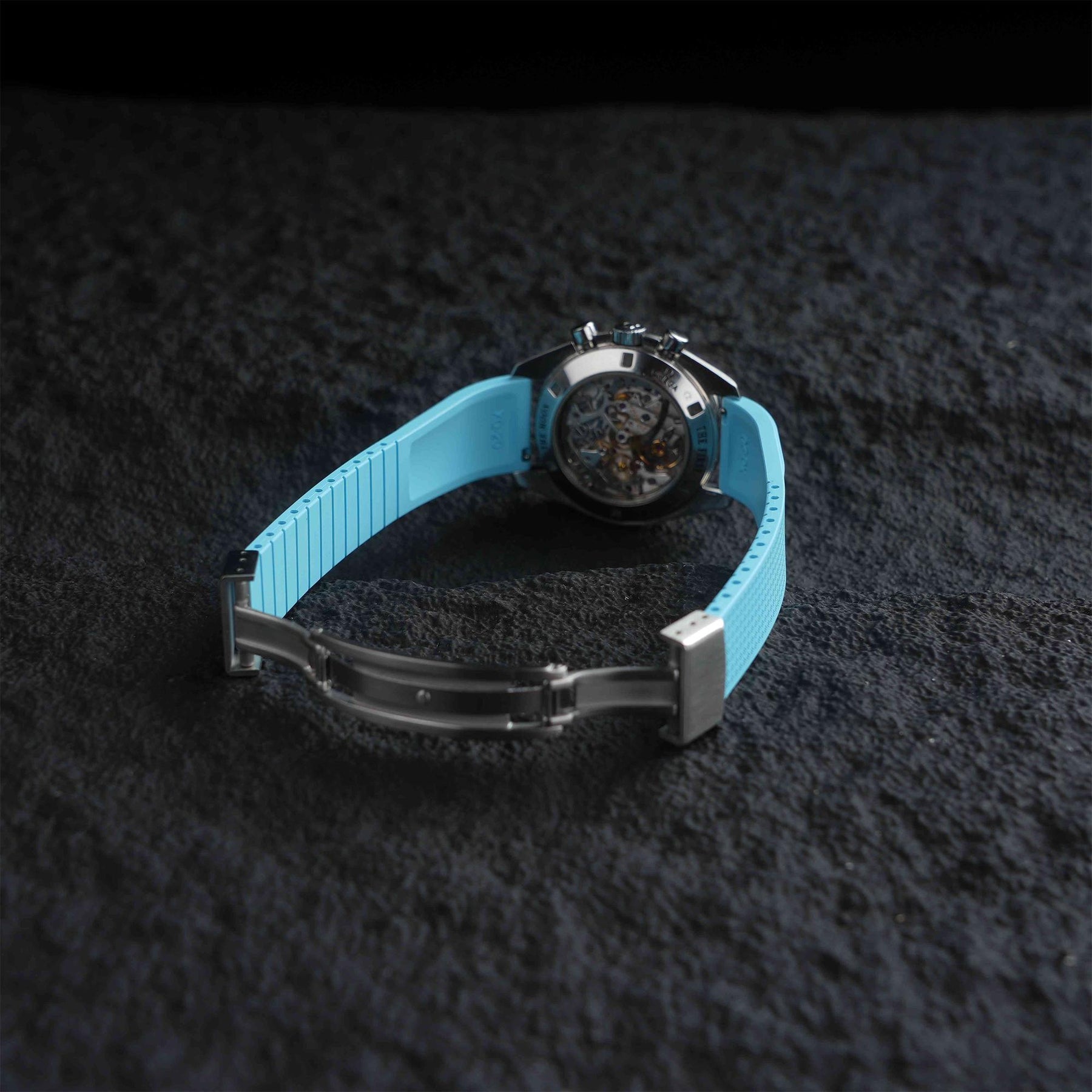 【WAFFLE-FKM】Ice Blue DAI-EL™ Iconic Rubber Strap