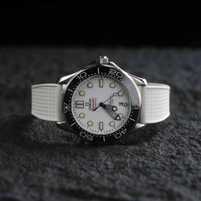 【WAFFLE-FKM】White DAI-EL™ Iconic Rubber Strap