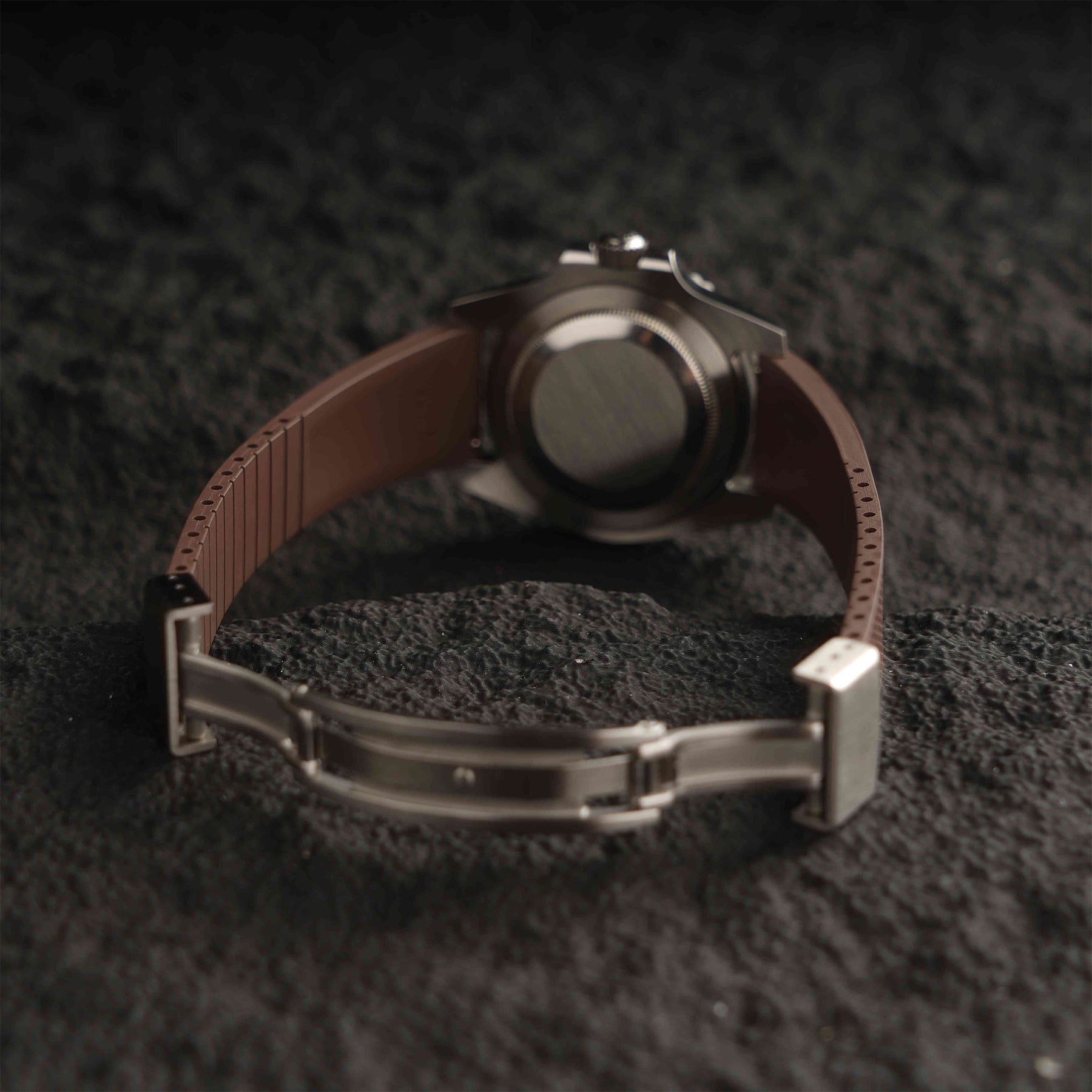 【GRID-FKM】Coffee DAI-EL™ Checkered CTS Rubber Strap