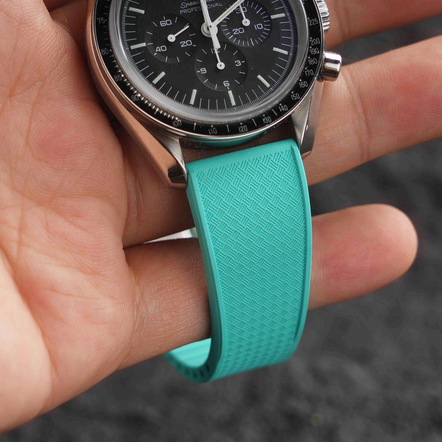 【WAFFLE-FKM】Gem Blue DAI-EL™ Iconic Rubber Strap
