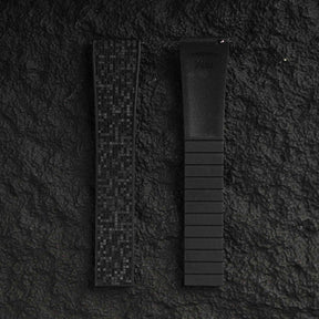 【GRID-FKM】Space Black DAI-EL™ Checkered CTS Rubber Strap