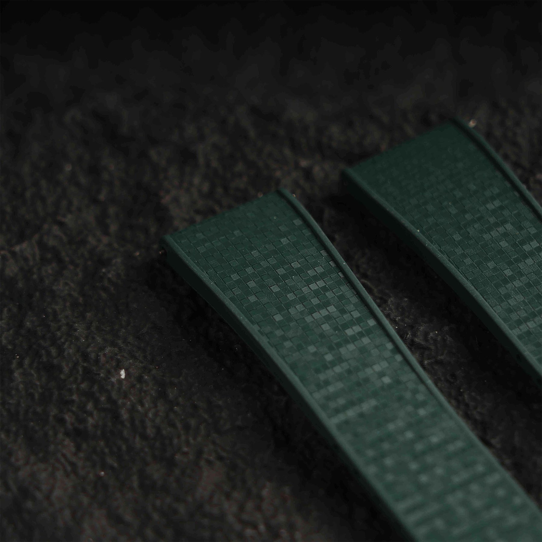 【GRID-FKM】Amry Green DAI-EL™ Checkered CTS Rubber Strap