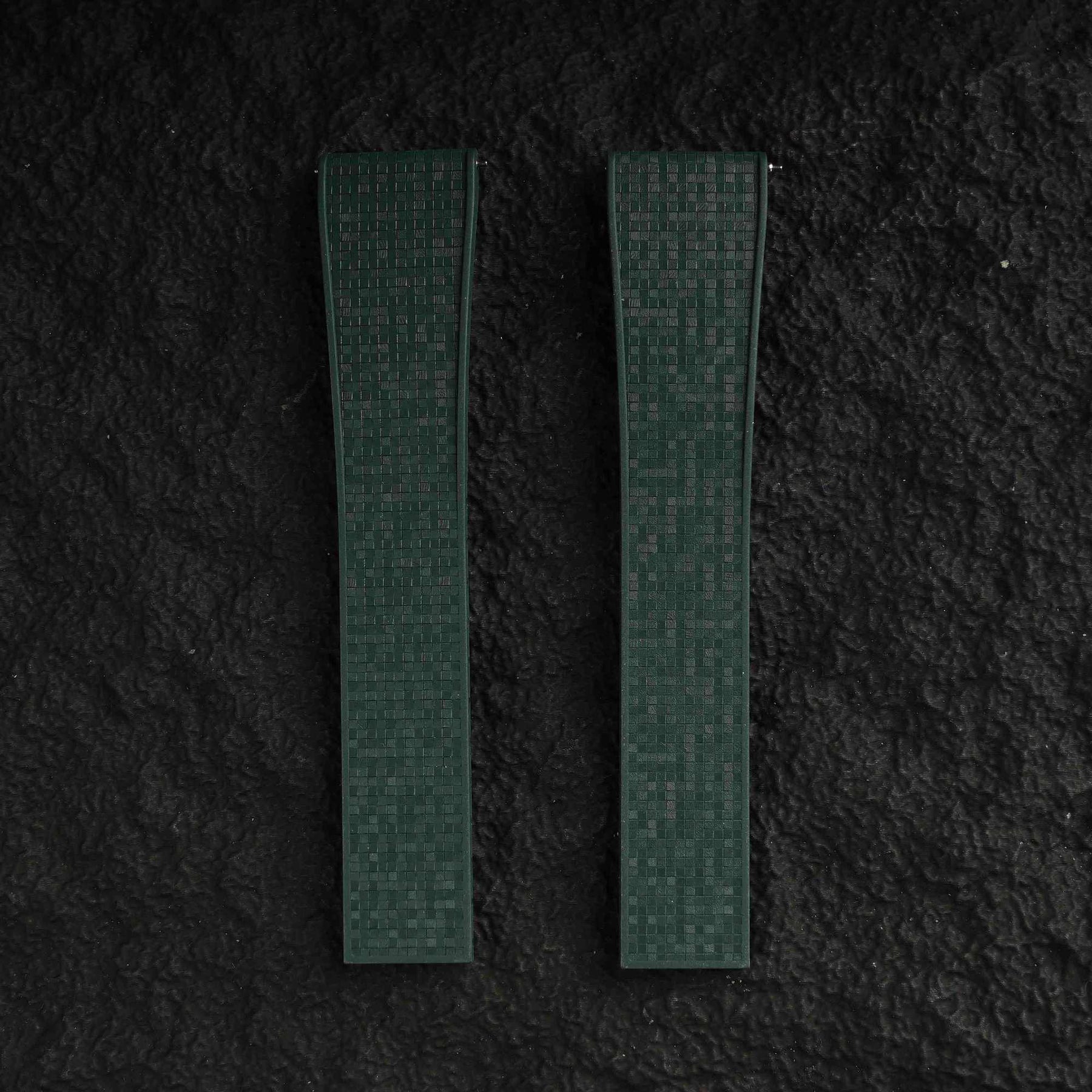 【GRID-FKM】Amry Green DAI-EL™ Checkered CTS Rubber Strap
