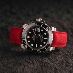 【SAILCLOTH-FKM】Red DAI-EL™ Curved-end CTS Rubber Strap