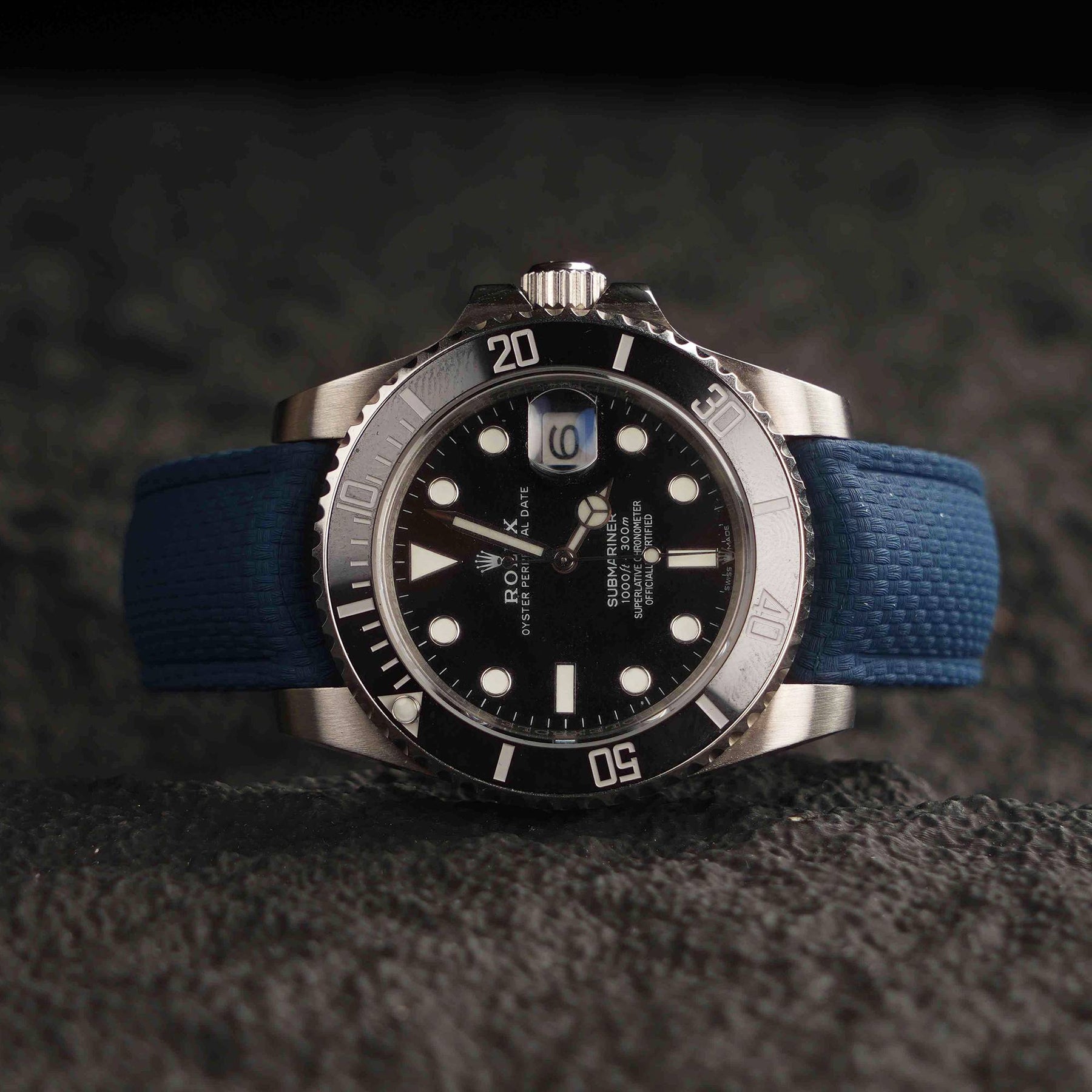 【SAILCLOTH-FKM】Navy DAI-EL™ Curved-end CTS Rubber Strap