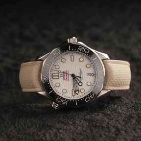 【SAILCLOTH-FKM】Beige DAI-EL™ Curved-end CTS Rubber Strap
