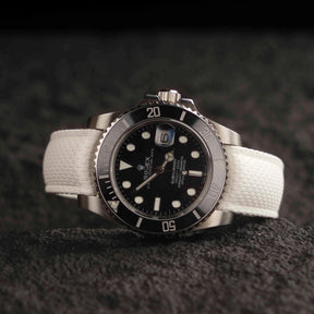【SAILCLOTH-FKM】White DAI-EL™ Curved-end CTS Rubber Strap