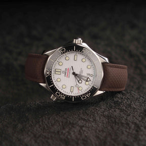【SAILCLOTH-FKM】Coffee DAI-EL™ Curved-end CTS Rubber Strap