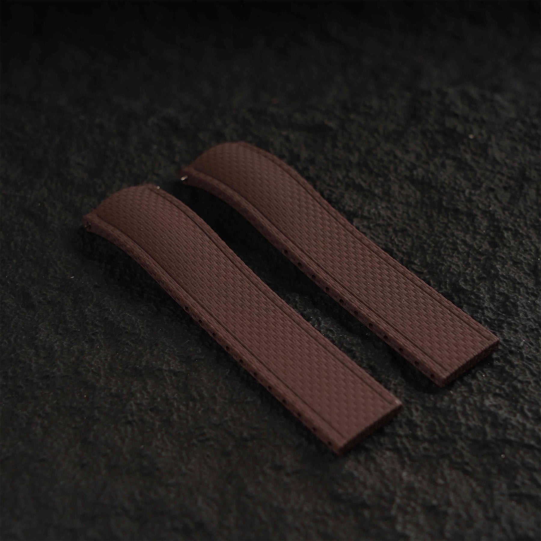 【SAILCLOTH-FKM】Coffee DAI-EL™ Curved-end CTS Rubber Strap