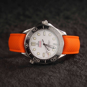 【SAILCLOTH-FKM】Orange DAI-EL™ Curved-end CTS Rubber Strap