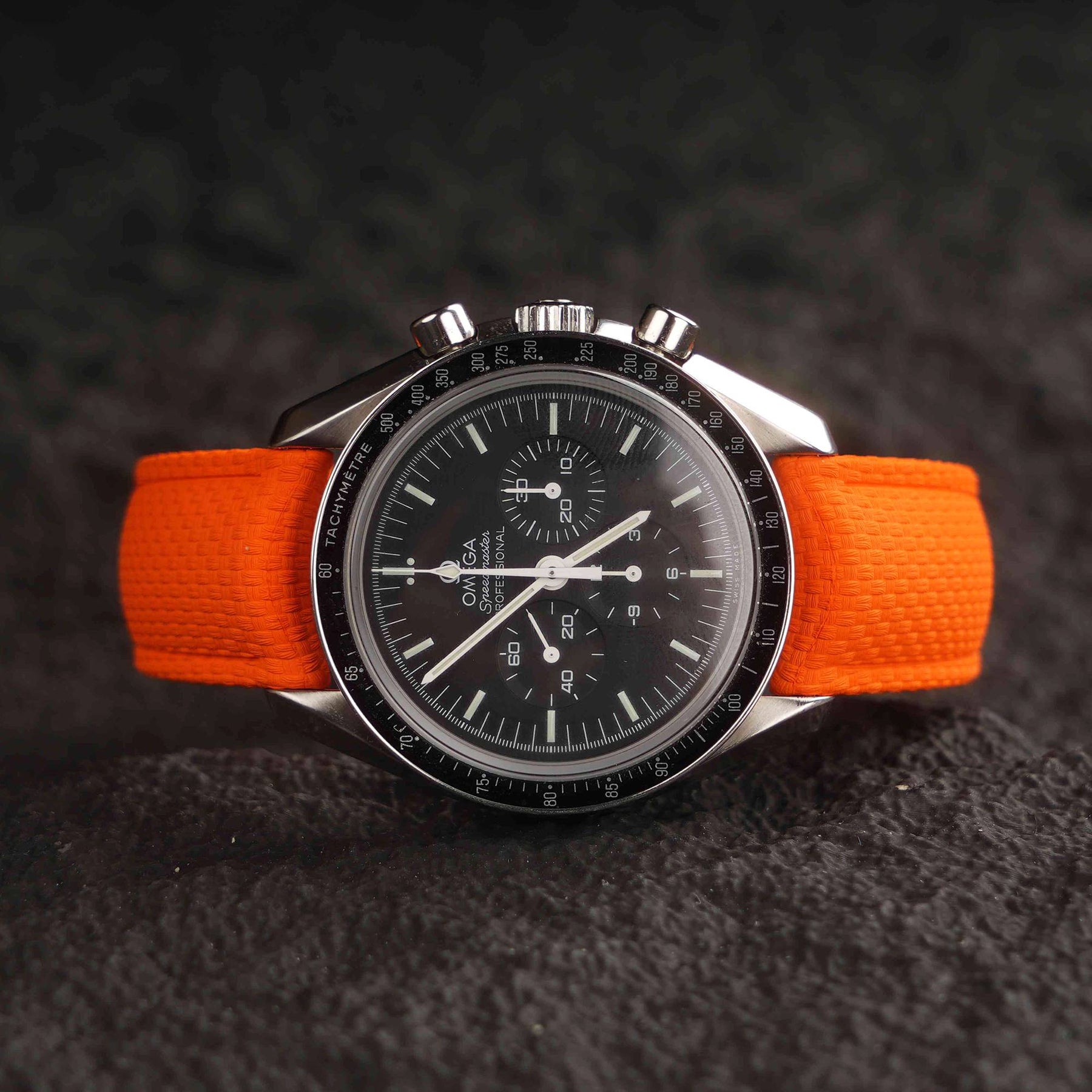 【SAILCLOTH-FKM】Orange DAI-EL™ Curved-end CTS Rubber Strap