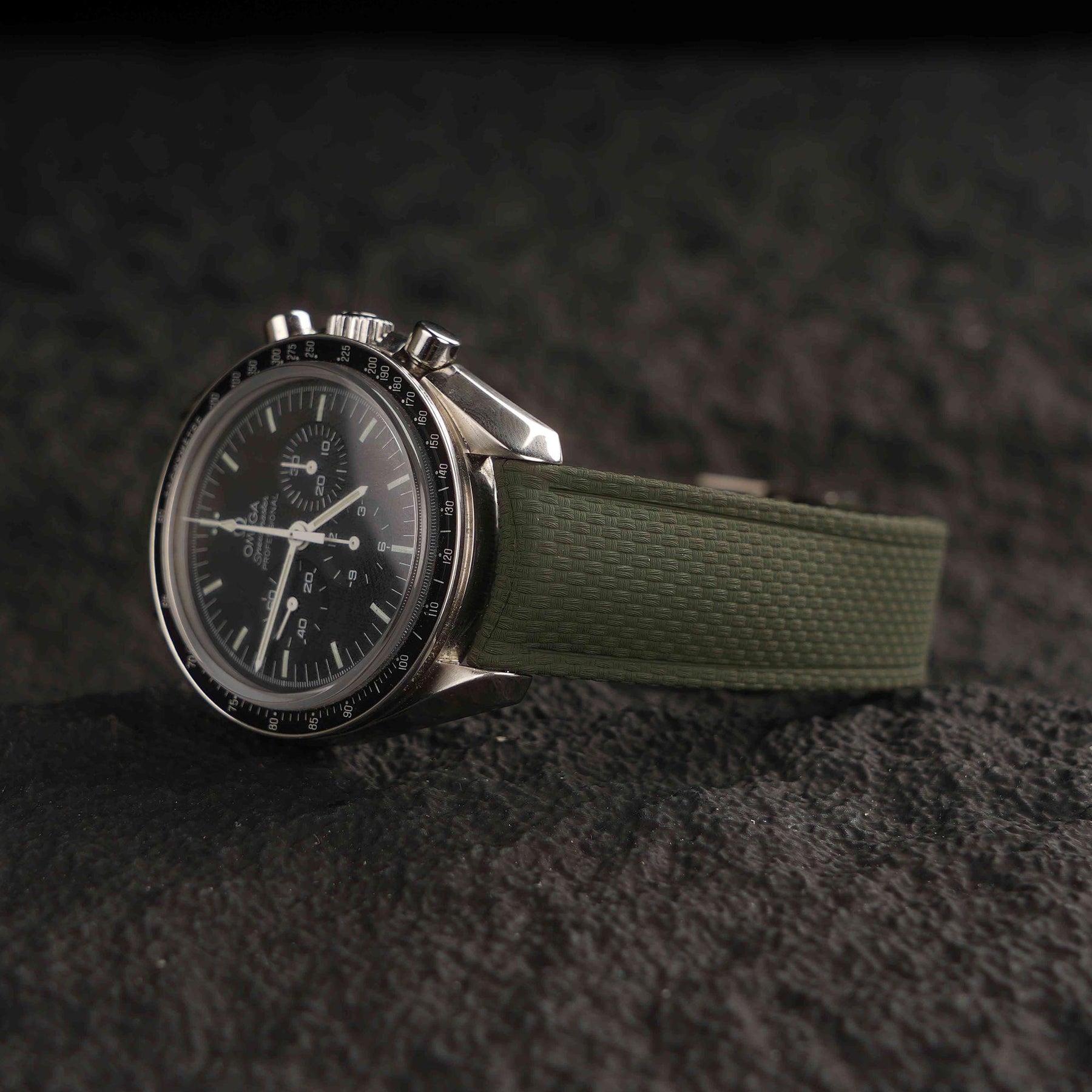 【SAILCLOTH-FKM】Amry Green DAI-EL™ Curved-end CTS Rubber Strap