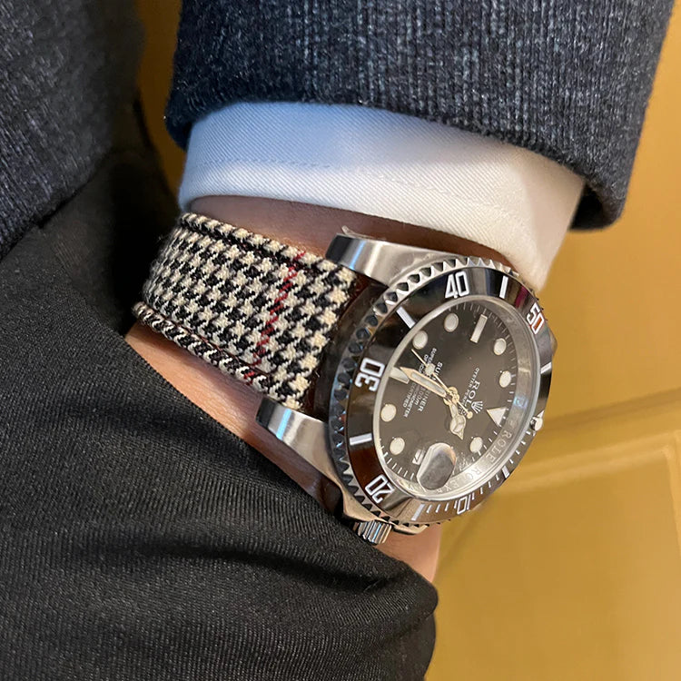 (Bespoke Item) Light Brown & Red Royal VV150 Houndstooth Strap
