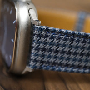Blue Windsor Houndstooth Apple Strap