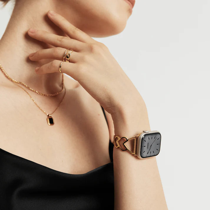 Gold Heart-Shaped Bracelet Apple Watch Strap