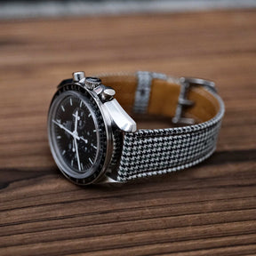 Olive Country Tweed Houndstooth Strap